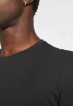 Pier One 3 Pack - T-Shirt Basic - Black/Mottled Dark Grey/Bordeaux -Pier One 04cd6e61680f434c97b57d78f55241fd