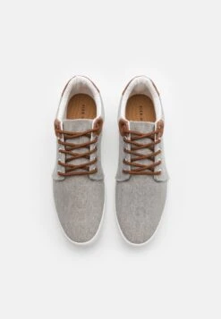 Pier One Unisex - Sneakers Laag - Light Grey 9 Pier One Unisex - Sneakers Laag - Light Grey -Pier One 60fe947ef8cf4df19401d326e0123b74