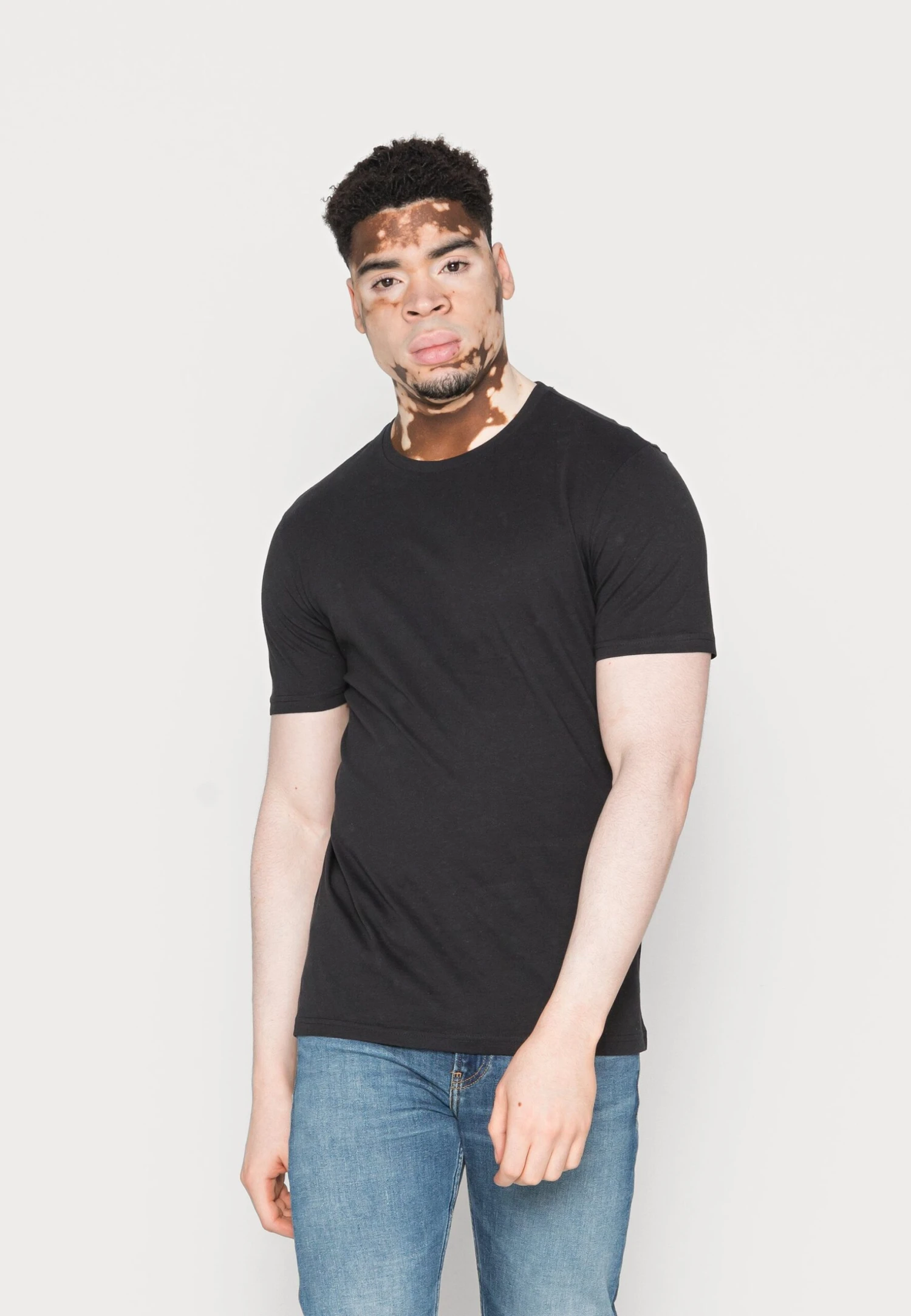 Pier One 10 Pack - T-Shirt Basic - Mottled Light Grey/Black/White 4 Pier One 10 Pack - T-Shirt Basic - Mottled Light Grey/Black/White - Afbeelding 4