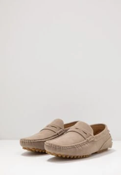 Pier One Unisex - Mocassins - Taupe 8 Pier One Unisex - Mocassins - Taupe -Pier One 8db2ebcd0d58417e91782ba204cb2b61