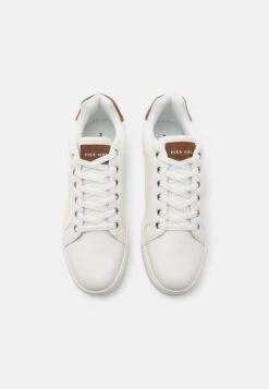 Pier One Sneakers Laag - White -Pier One a459a37a54644a3aa05e27c6f0a40515